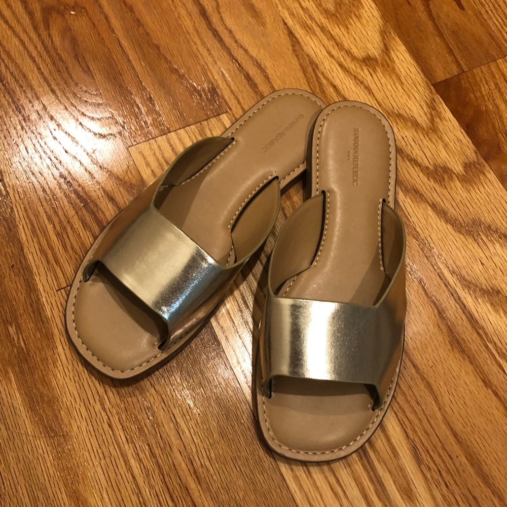 Banana Republic Sandals Gold Size 8